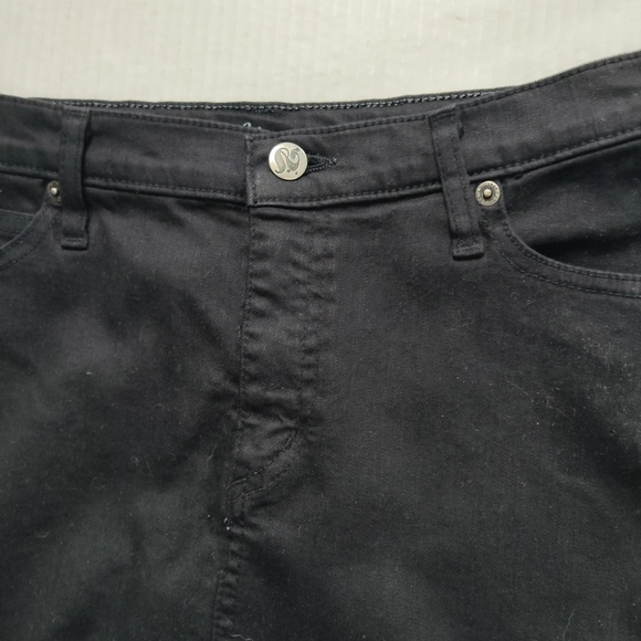 Second Yoga Black Denim Stretch Skirt Sz 29 Y2K Minimalist Made in Canada Jean - Picture 8 of 13
